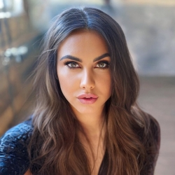 Jenny Stella profile picture